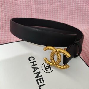 Chanel Vintage-Inspired Textured Gold CC Buckle Belt
